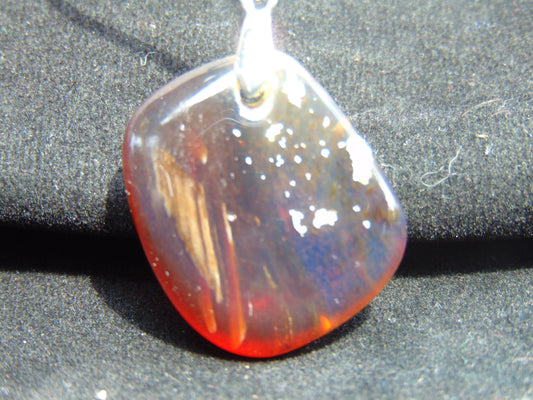 7 gram Pendant Indonesian Blue Amber for Healing pb254