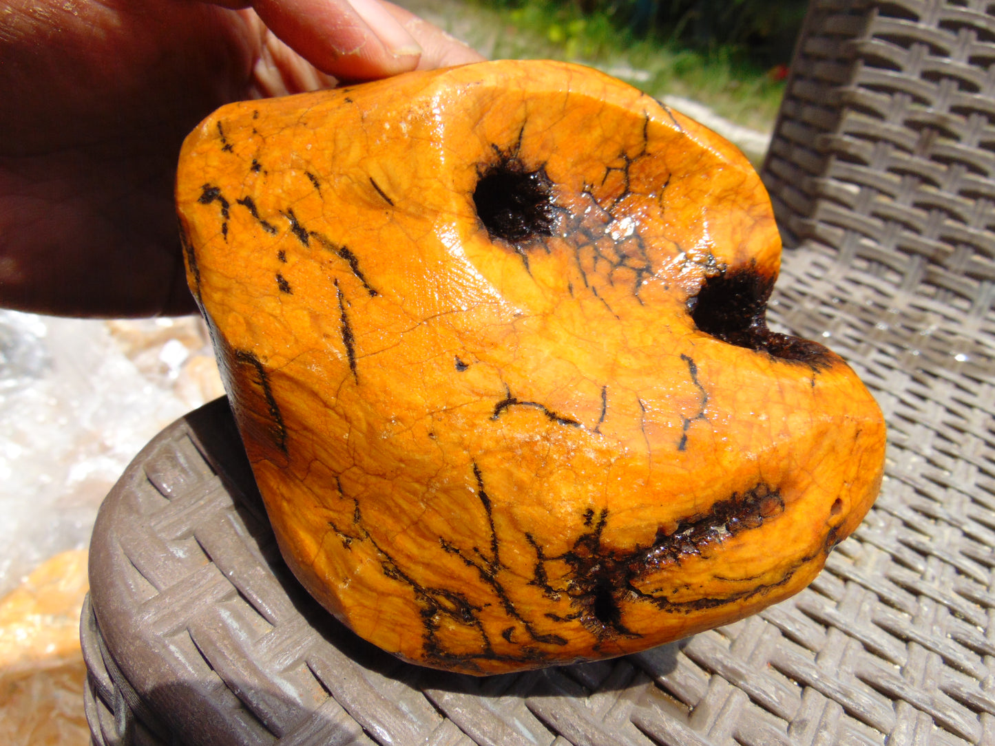 373 gram Polished Indonesia Yellow Aromatic Amber for Healing 25K14
