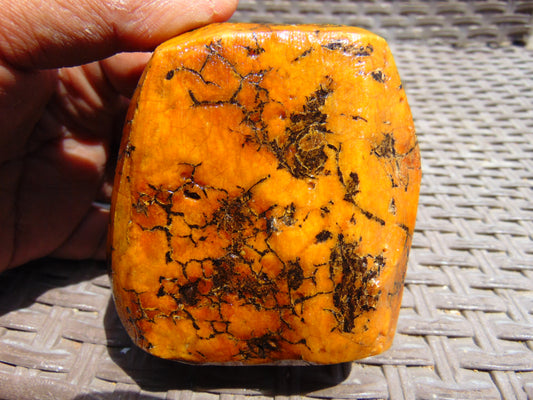 264 gram Polished Indonesia Yellow Aromatic Amber for Healing K06