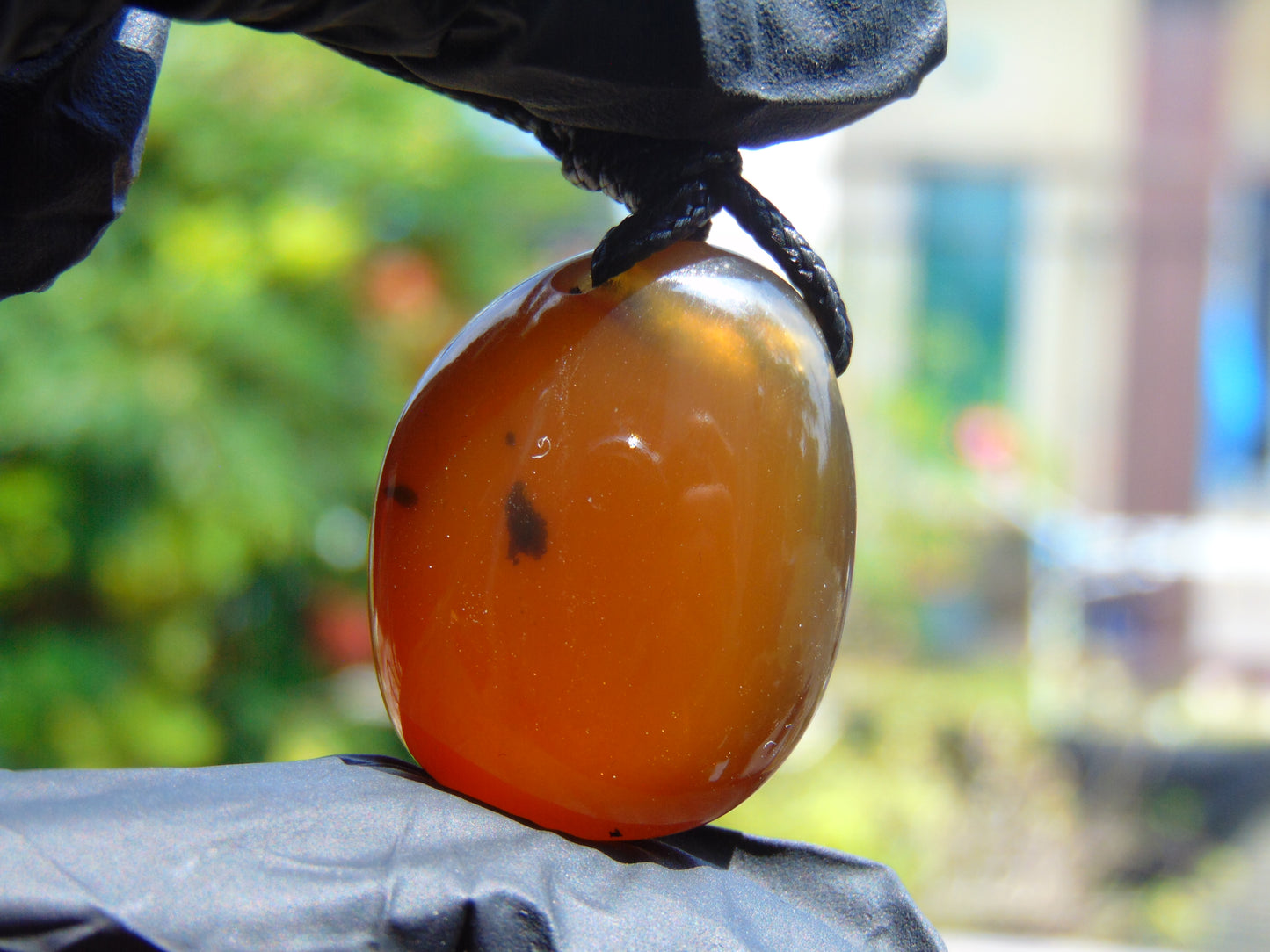8 gram Pendant Indonesian Red Amber for Healing pb15
