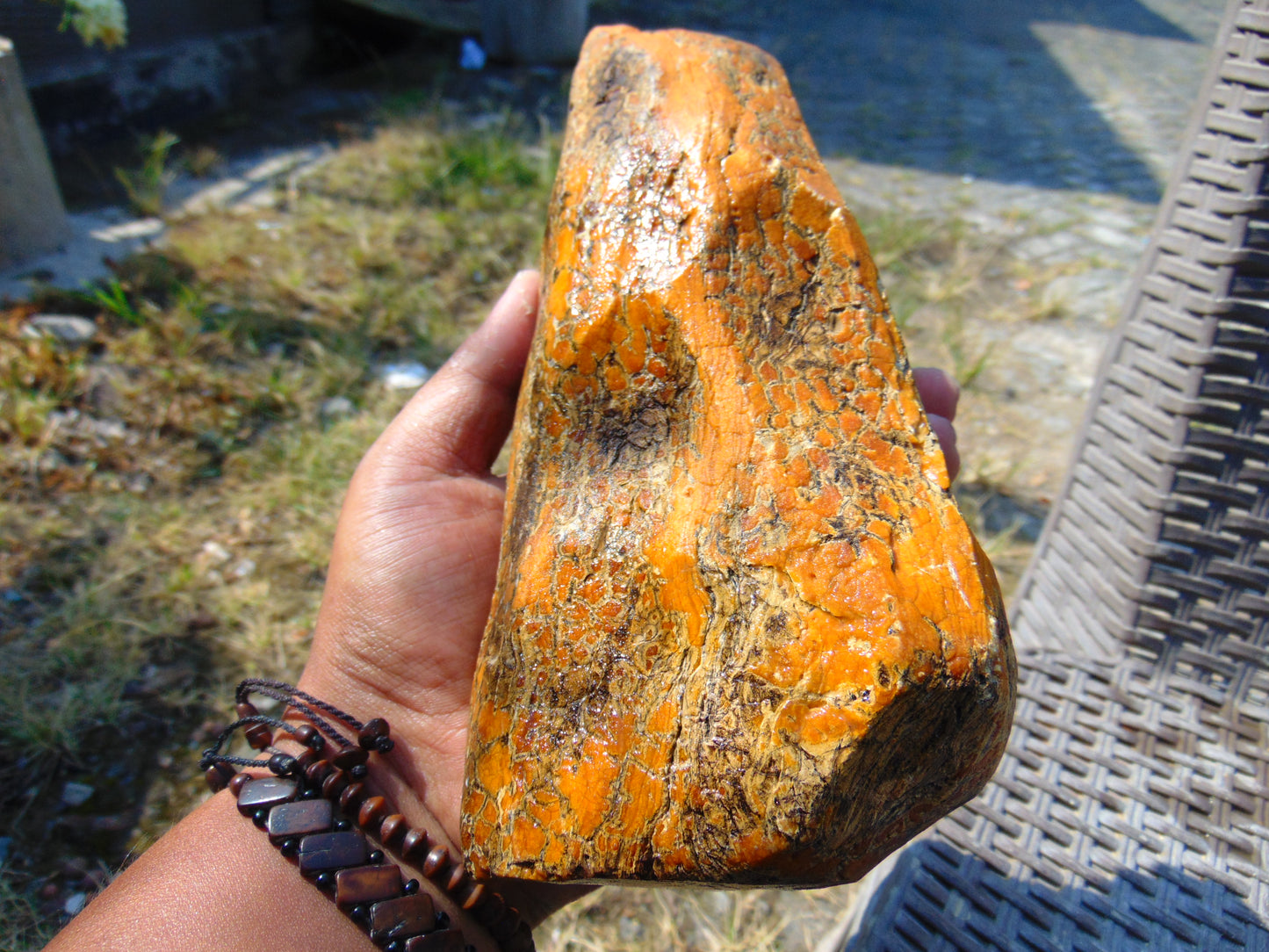 582 gram Polished Indonesia Yellow Aromatic Amber for Healing K826