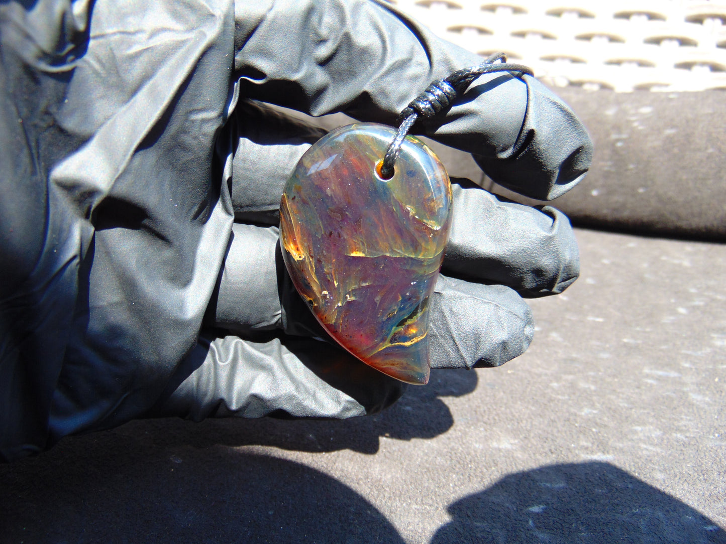 12 gr Comma Pendant Indonesian Blue Amber for Healing 25Y34