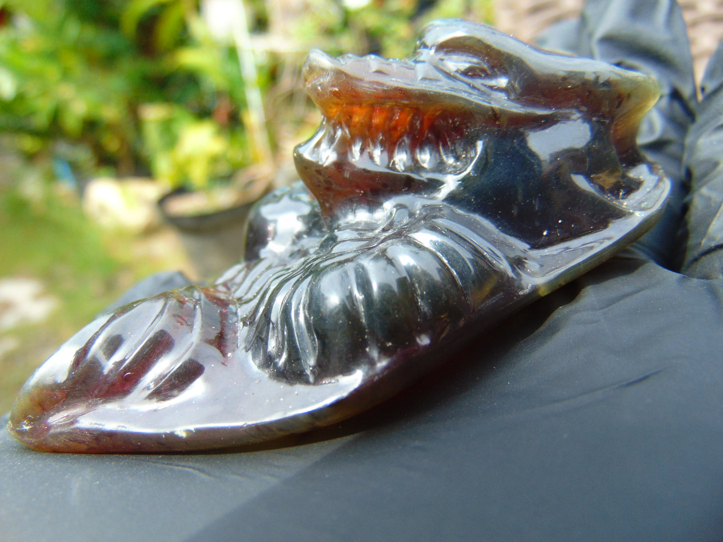 53 gr Dragon 3D carving Indonesian Blue Amber for Healing AAA