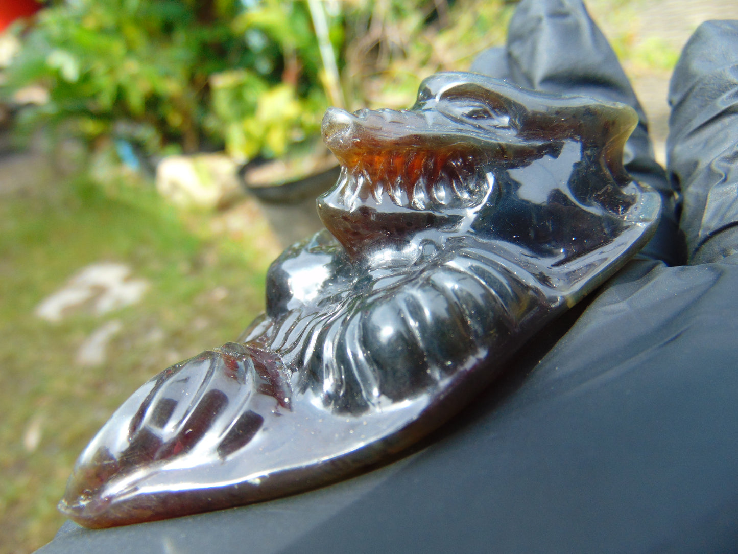 53 gr Dragon 3D carving Indonesian Blue Amber for Healing AAA