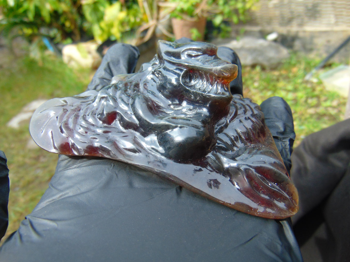 53 gr Dragon 3D carving Indonesian Blue Amber for Healing AAA