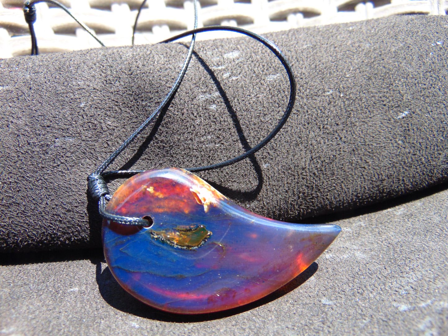 12 gr Comma Pendant Indonesian Blue Amber for Healing 25Y32