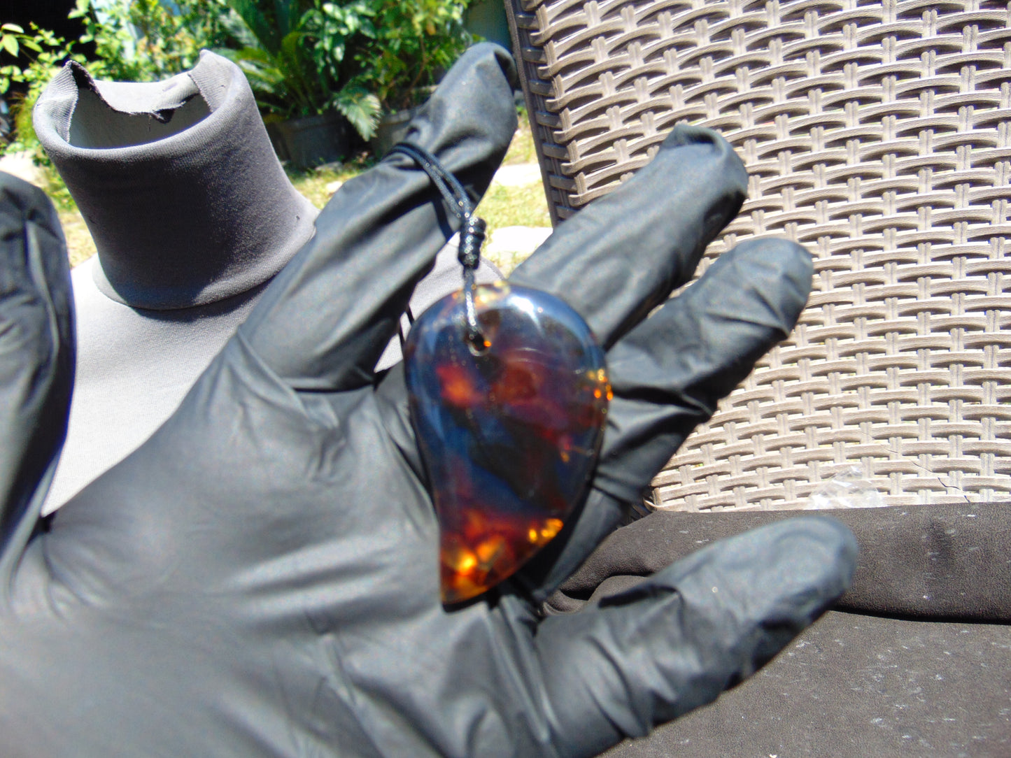 10 gr Comma Pendant Indonesian Blue Amber for Healing 25Y15