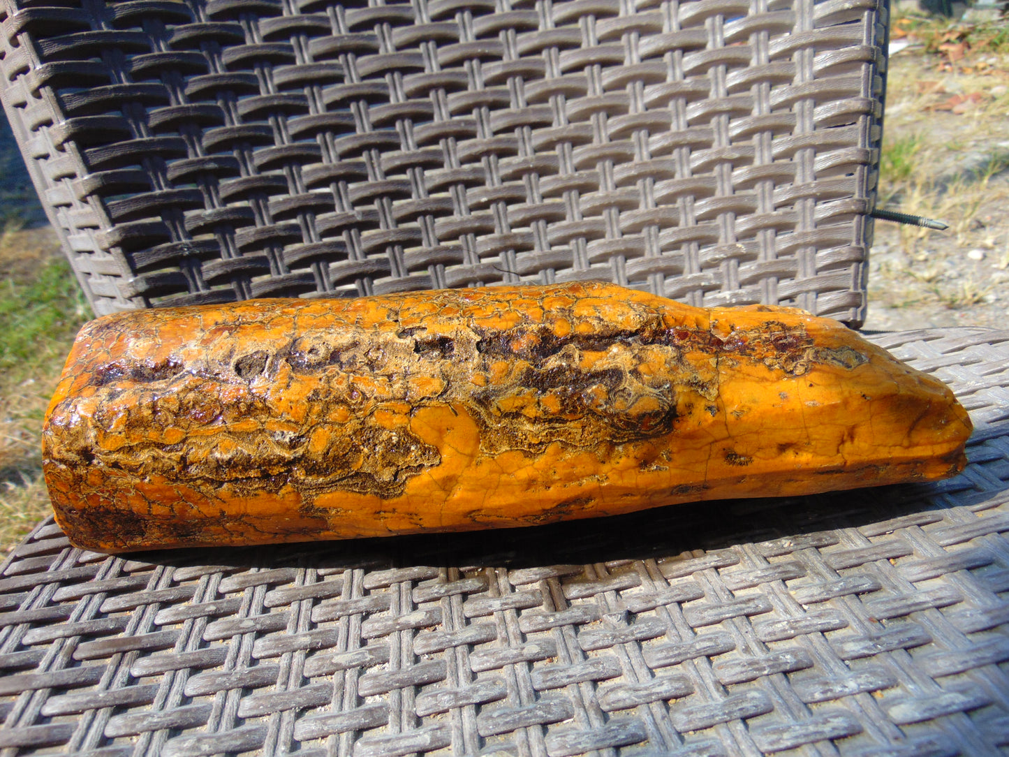 1163 gram Indonesia Yellow Aromatic Amber for Healing KM21