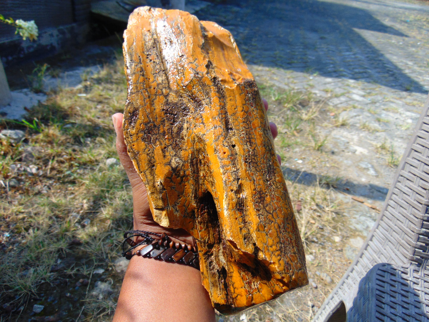 1163 gram Indonesia Yellow Aromatic Amber for Healing KM21