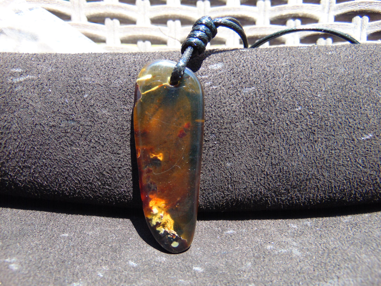 8 gr Pendant Indonesian Blue Amber for Healing A136