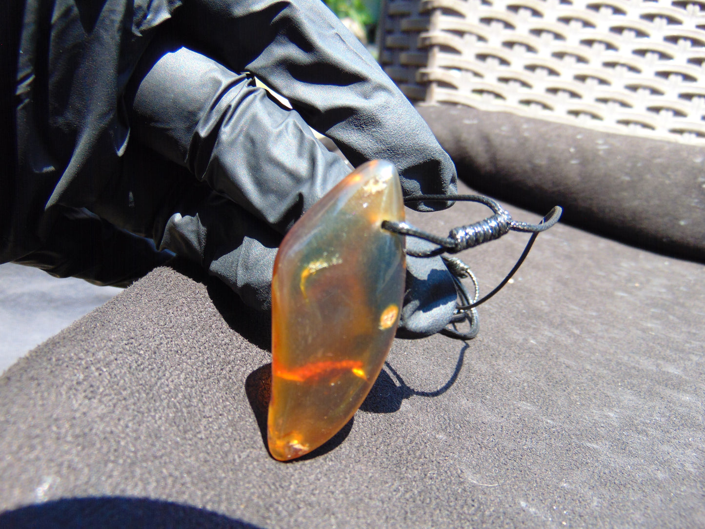 7 gr Pendant Indonesian Blue Amber for Healing PB213