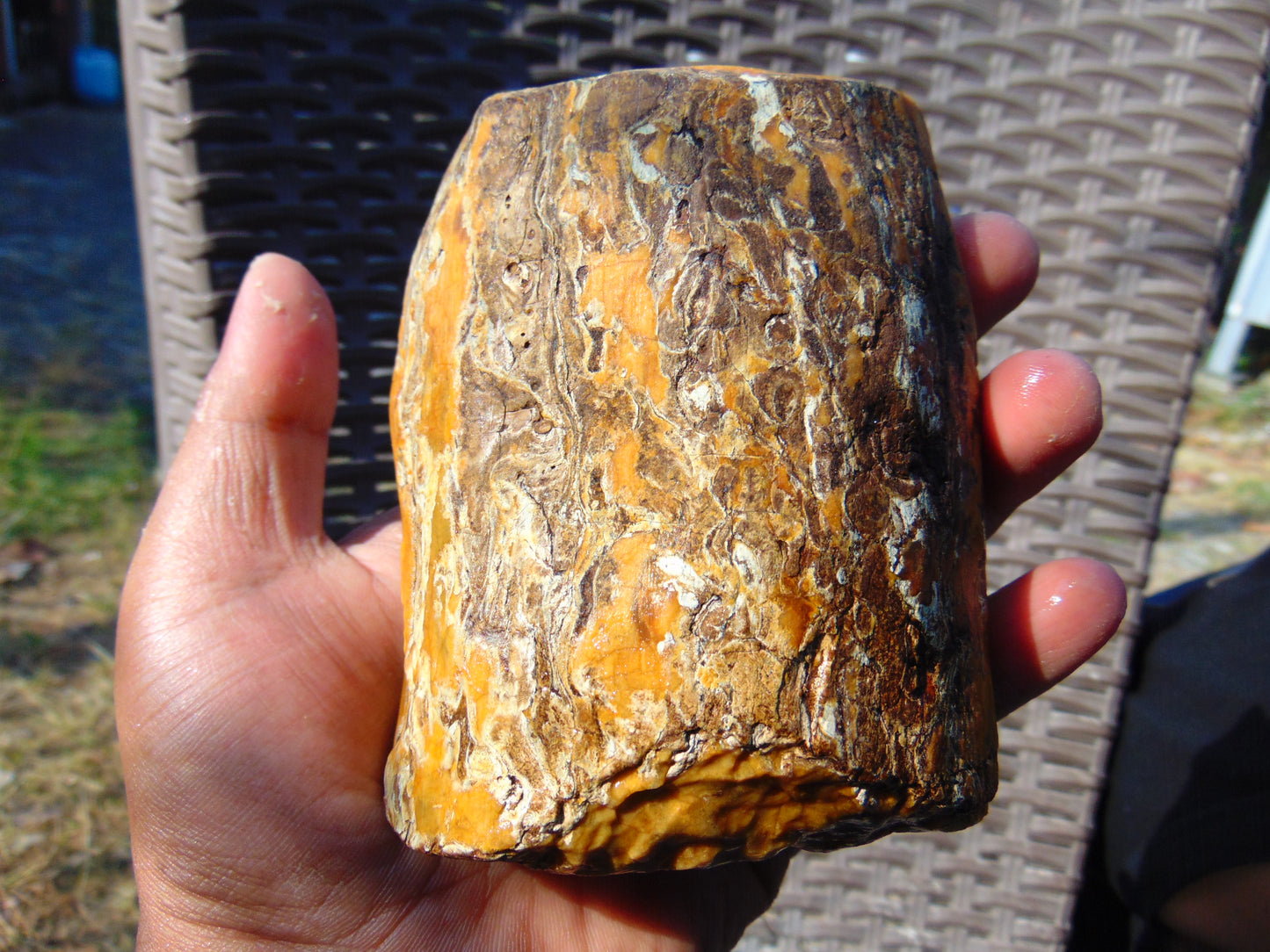 231 gram Polished Indonesia Yellow Aromatic Amber for Healing 26AYE6