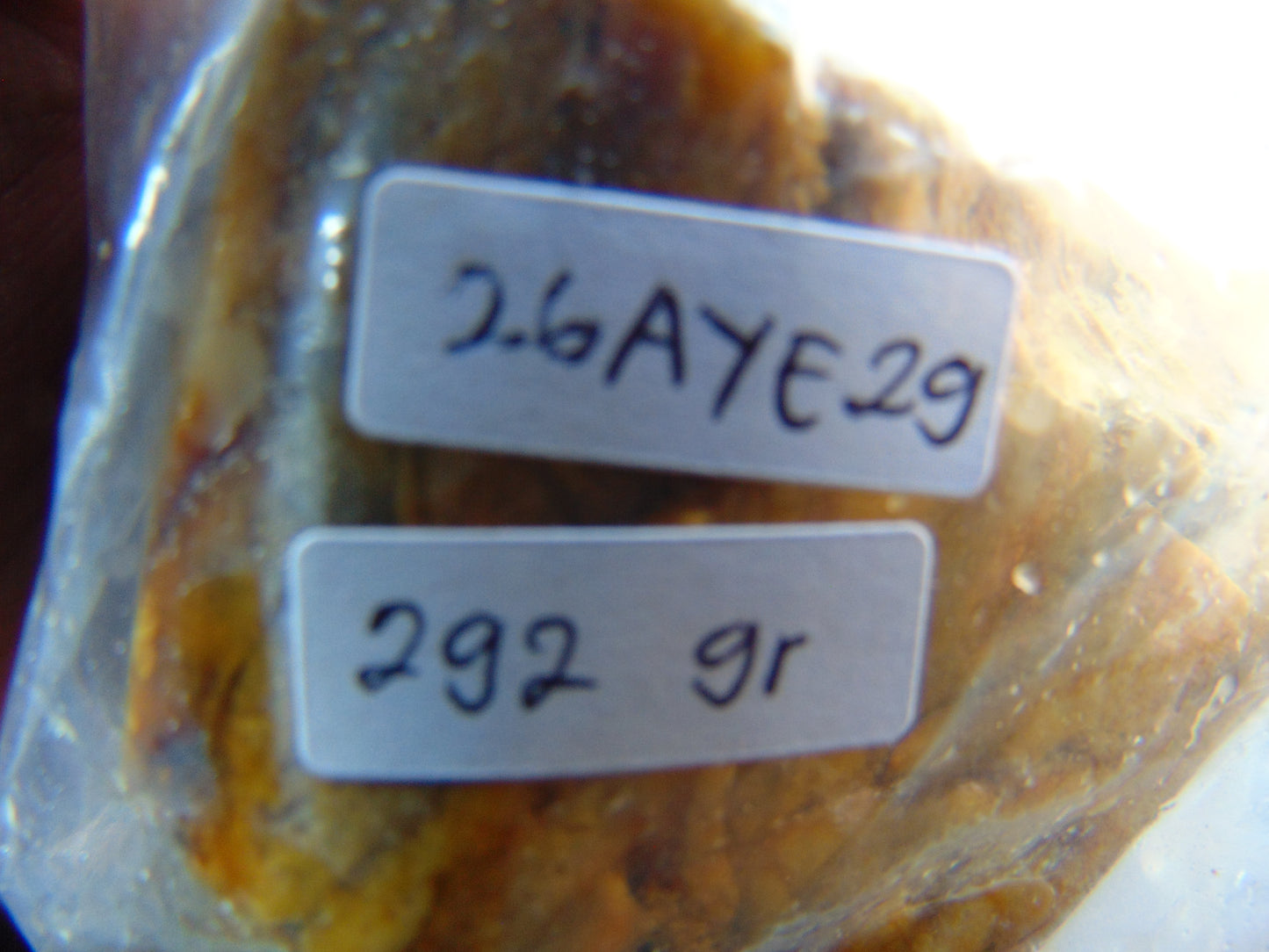 292 gram Polished Indonesia Yellow Aromatic Amber for Healing 26AYE29