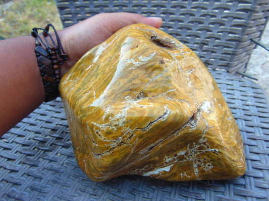 1075 gram Polished Indonesia Yellow Aromatic Amber for Healing 26AYE66