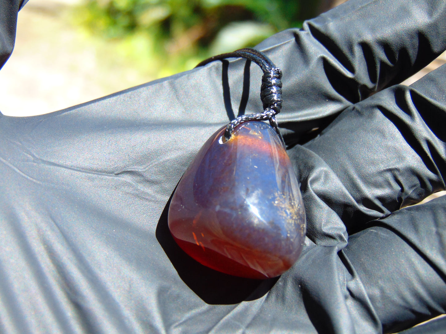 7 gram Pendant Indonesian Blue Red Amber for Healing 26Y62