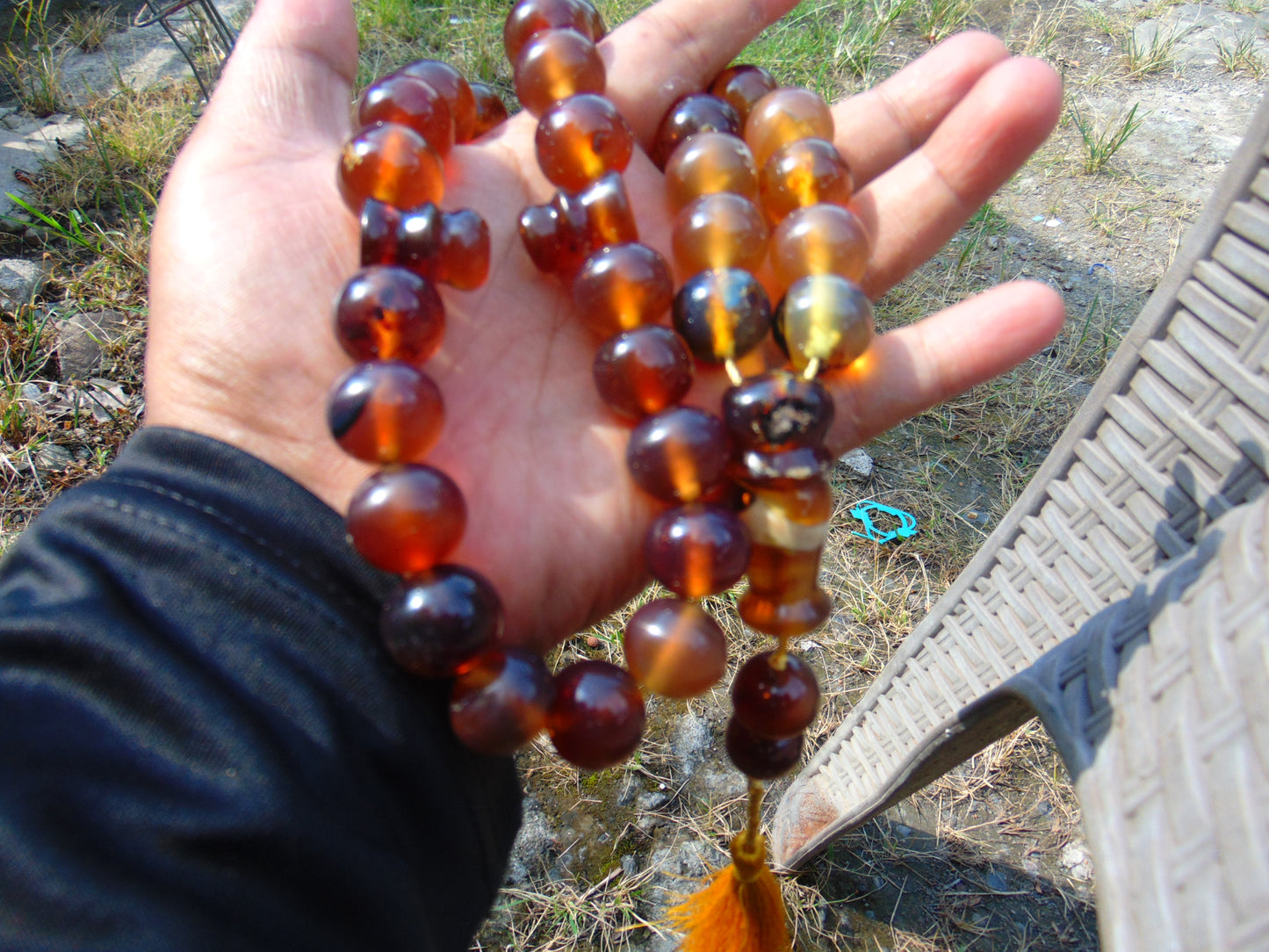 100 gr Tasbih Mesbah Rosary 33+2 Beads 18 mm Indonesian Yellow Blue Amber for Healing 26FT1 (Copy)