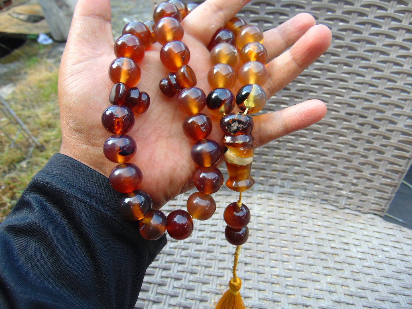 100 gr Tasbih Mesbah Rosary 33+2 Beads 18 mm Indonesian Yellow Blue Amber for Healing 26FT1 (Copy)