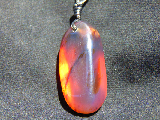8 gram Pendant Indonesian Blue Amber for Healing 26A294