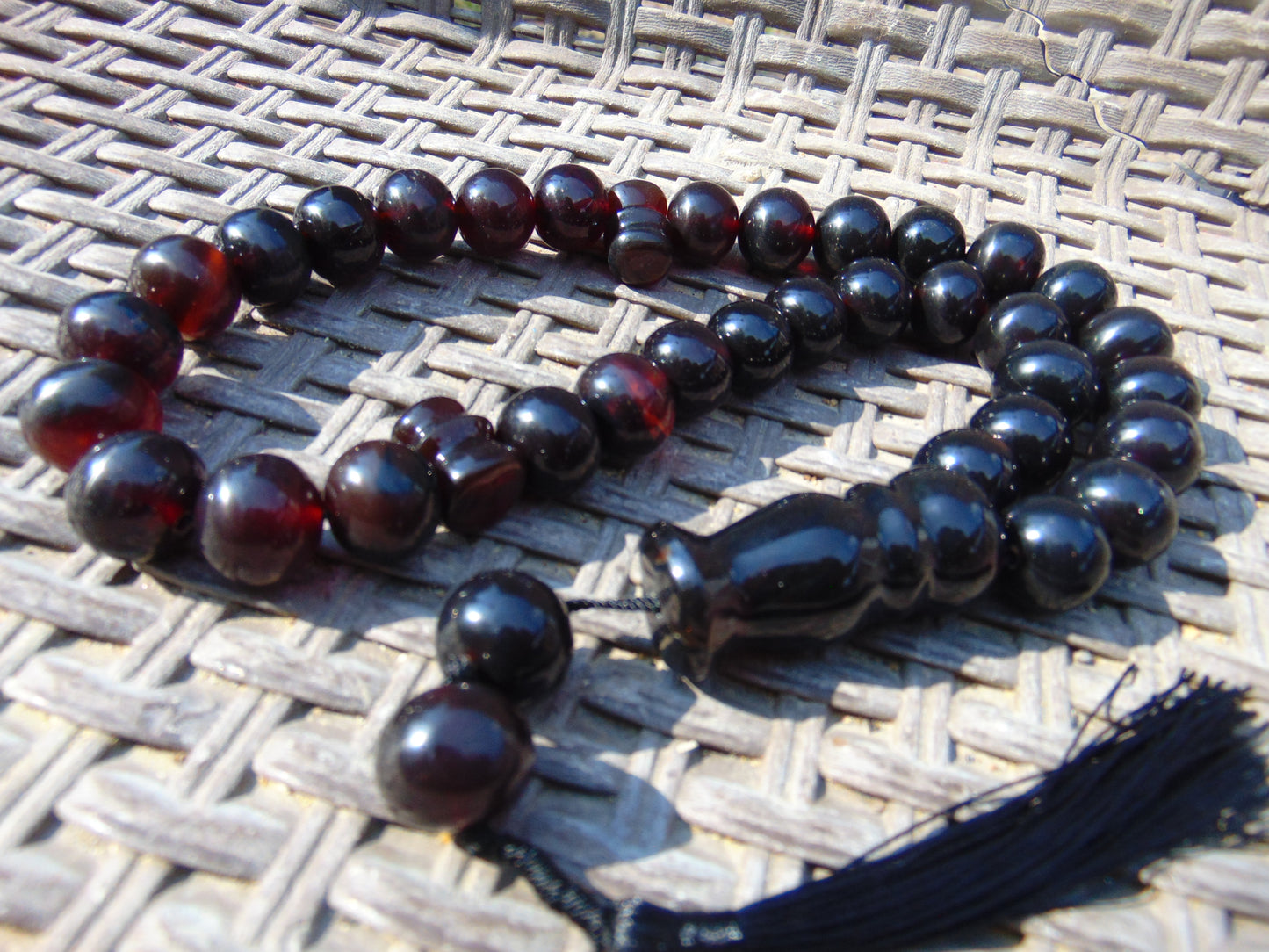 106 gr Tasbih Mesbah Rosary 33+2 Beads 18 mm Indonesian Cherry Red Amber for Healing 26FT2