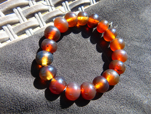 18 Gram 18 small Beads Bracelet Indonesian Honey Amber for Healing SB37