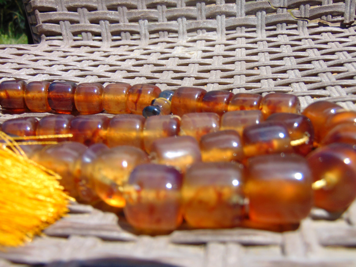 84 gr Komboloi Tasbih Rosary 33+2 Beads 14x14 mm Indonesian Yellow Blue Amber for Healing 26TTS9