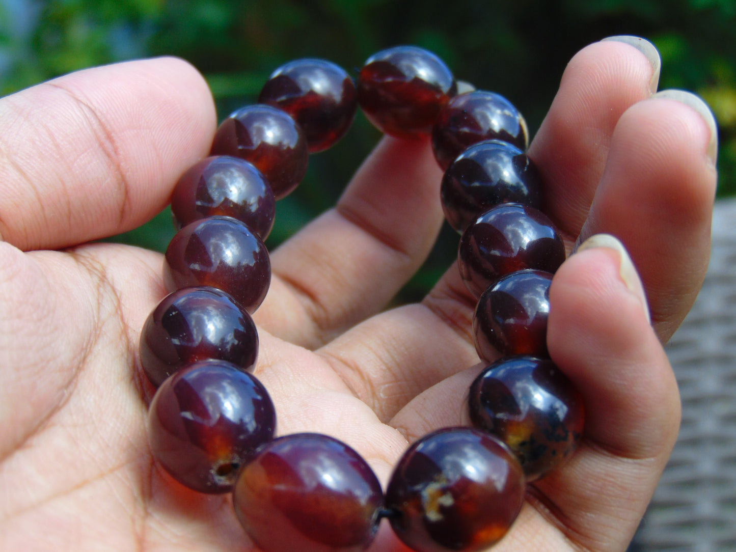 22 gr 14 Small Beads Bracelet Indonesian Crystal Red Amber for Healing A14G75