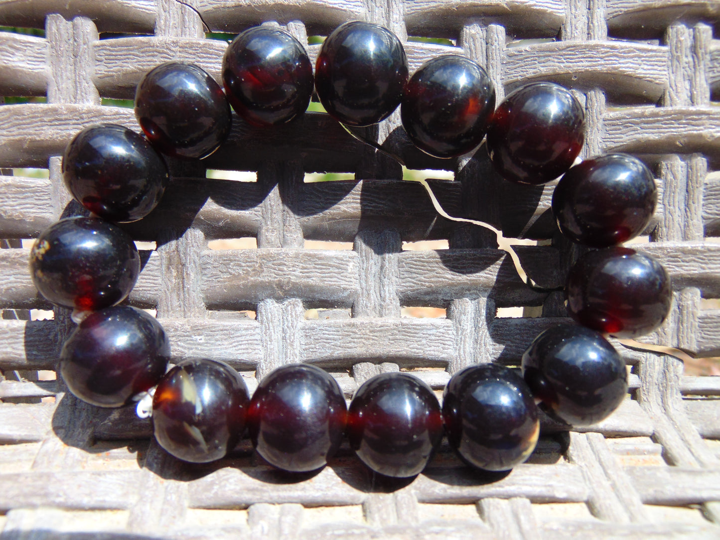 26 gr 16 Small Beads Bracelet Indonesian Cherry Red Amber for Healing MB2