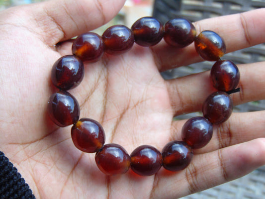 22 gr 14 Small Beads Bracelet Indonesian Red Amber for Healing A14G91