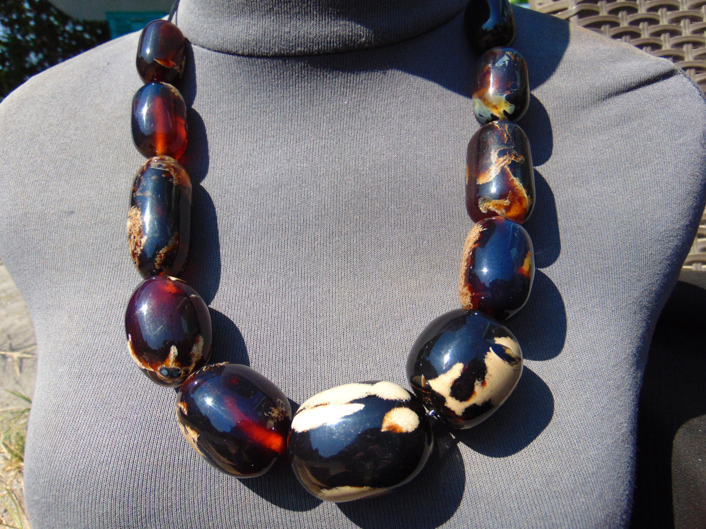 151 gr Big Necklace Indonesian dark blue Amber for Healing A834