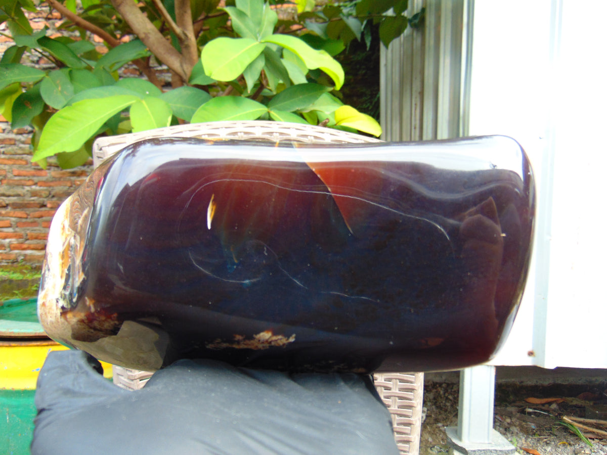 1030 gr Full Polished Indonesian Dark Red Blue Amber for Healing AR209
