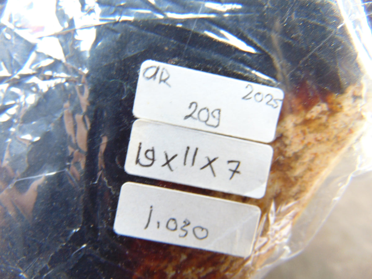 1030 gr Full Polished Indonesian Dark Red Blue Amber for Healing AR209