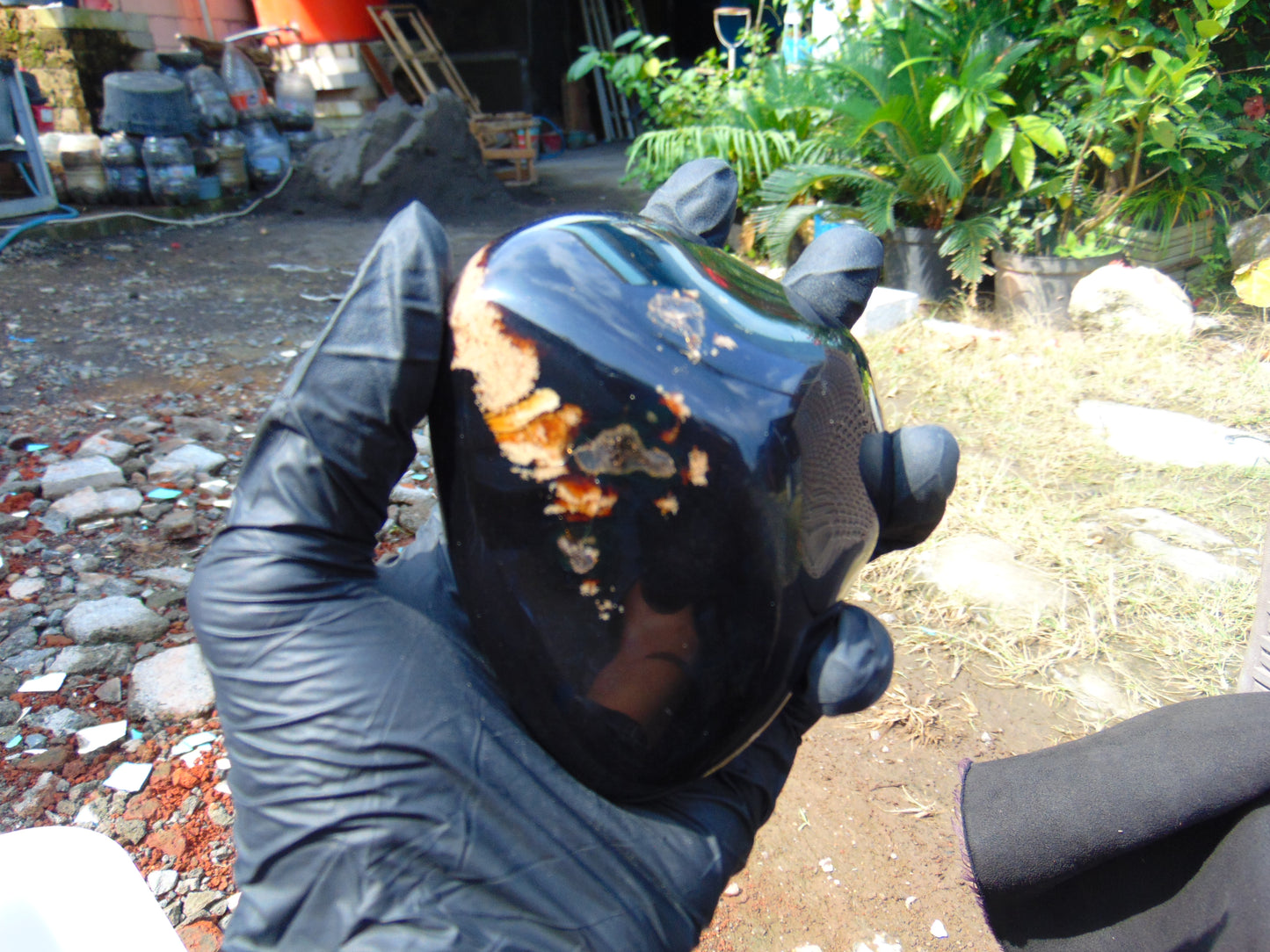 245 gr Full Polished Indonesia Black Amber for Healing ML118