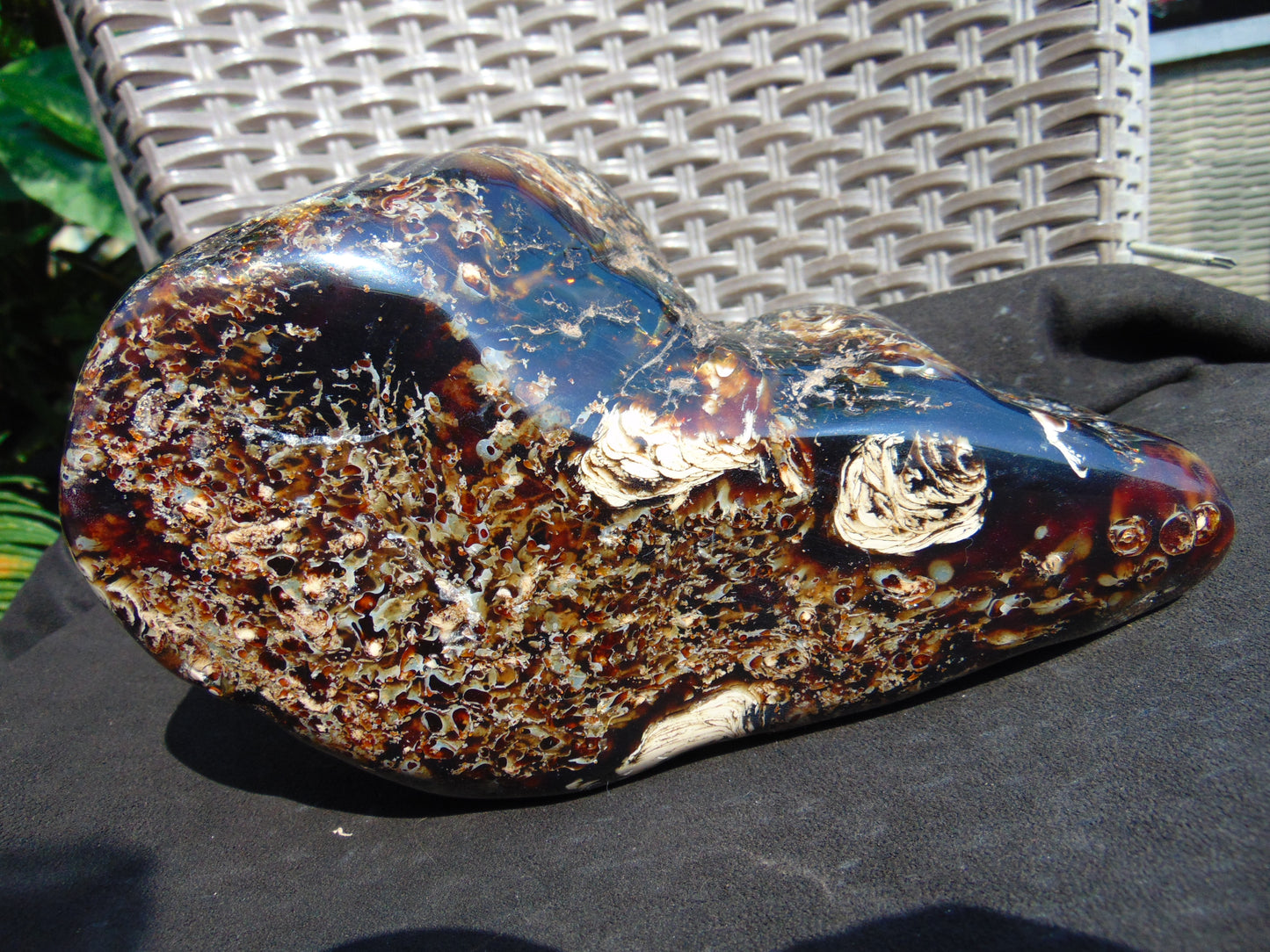 1329 gr Full Polished Indonesian Root Amber for Healing AR123