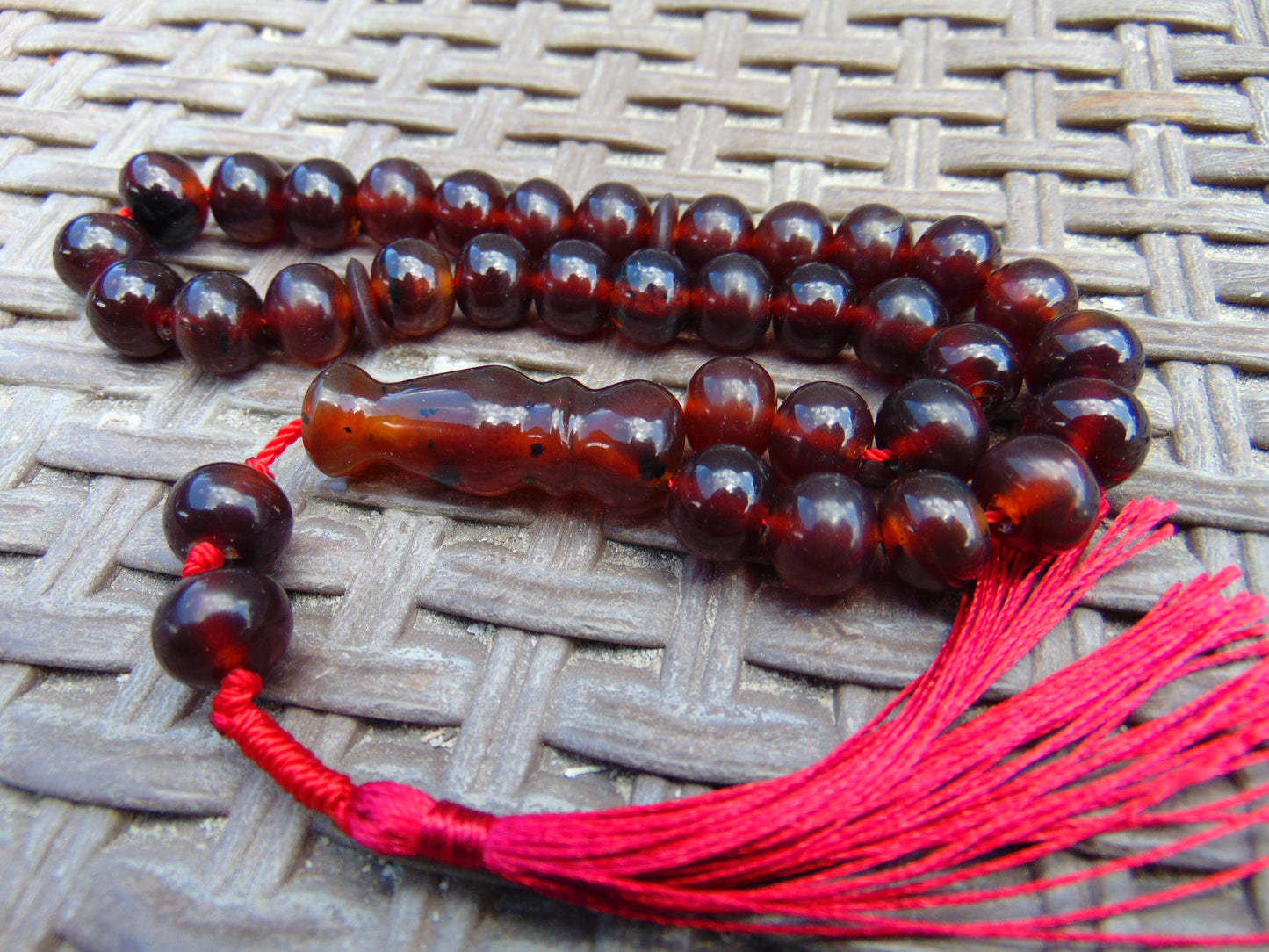 29 gr Hand Tasbih 33+2 Beads 10 mm Indonesian Red Amber for Healing 26TBS25