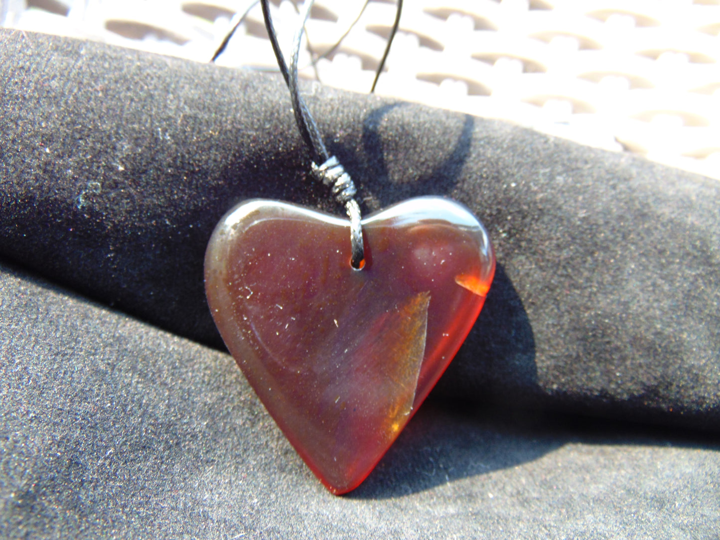8 gr Heart Pendant Indonesian Red Honey Amber for Healing 26Y127