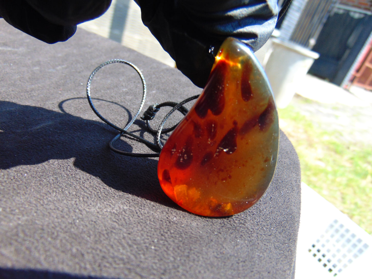 15 gr Pendant Indonesian Amber for Healing A10