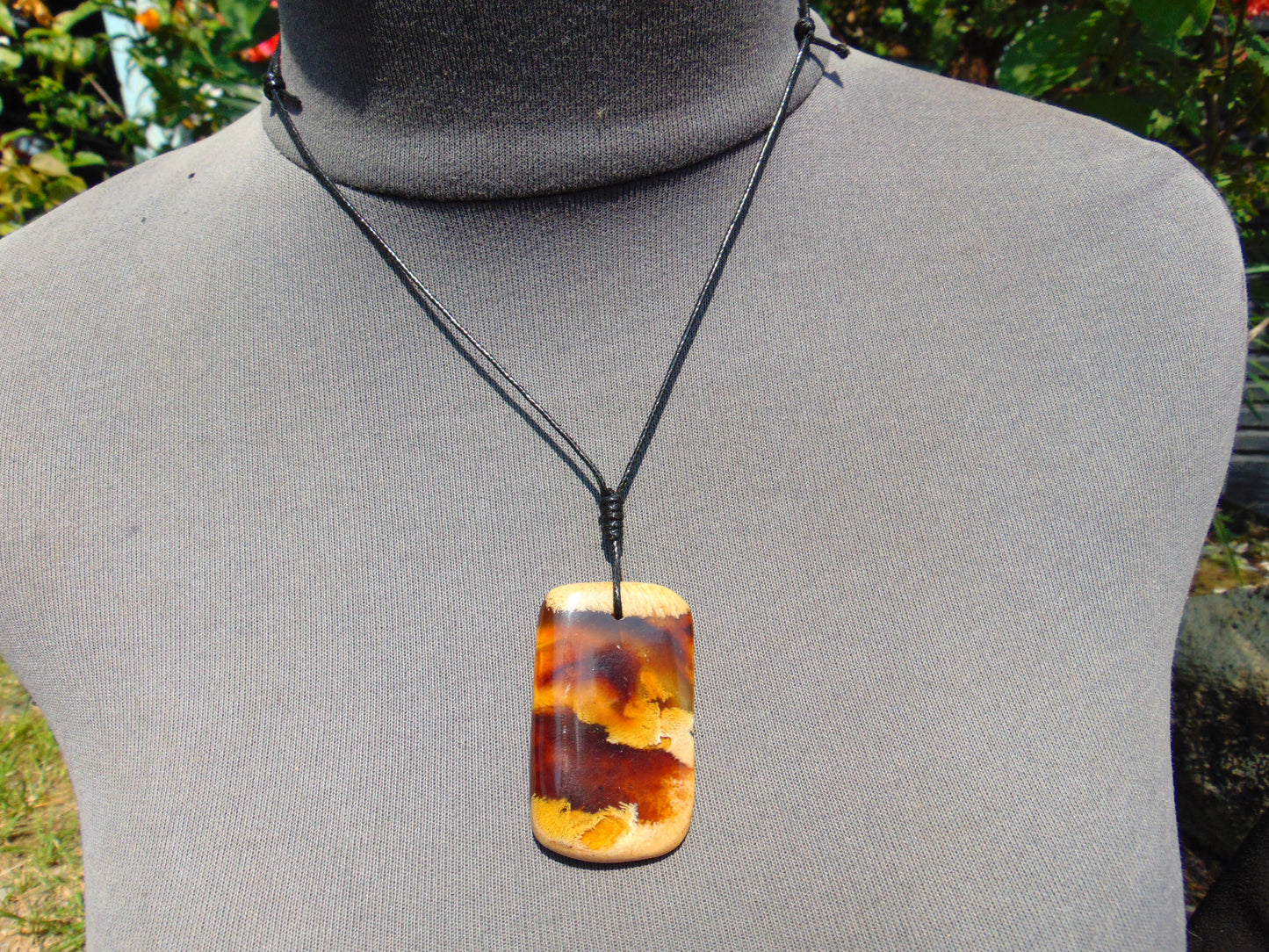7.64 gr  Pendant Indonesian white Amber for Healing No.61