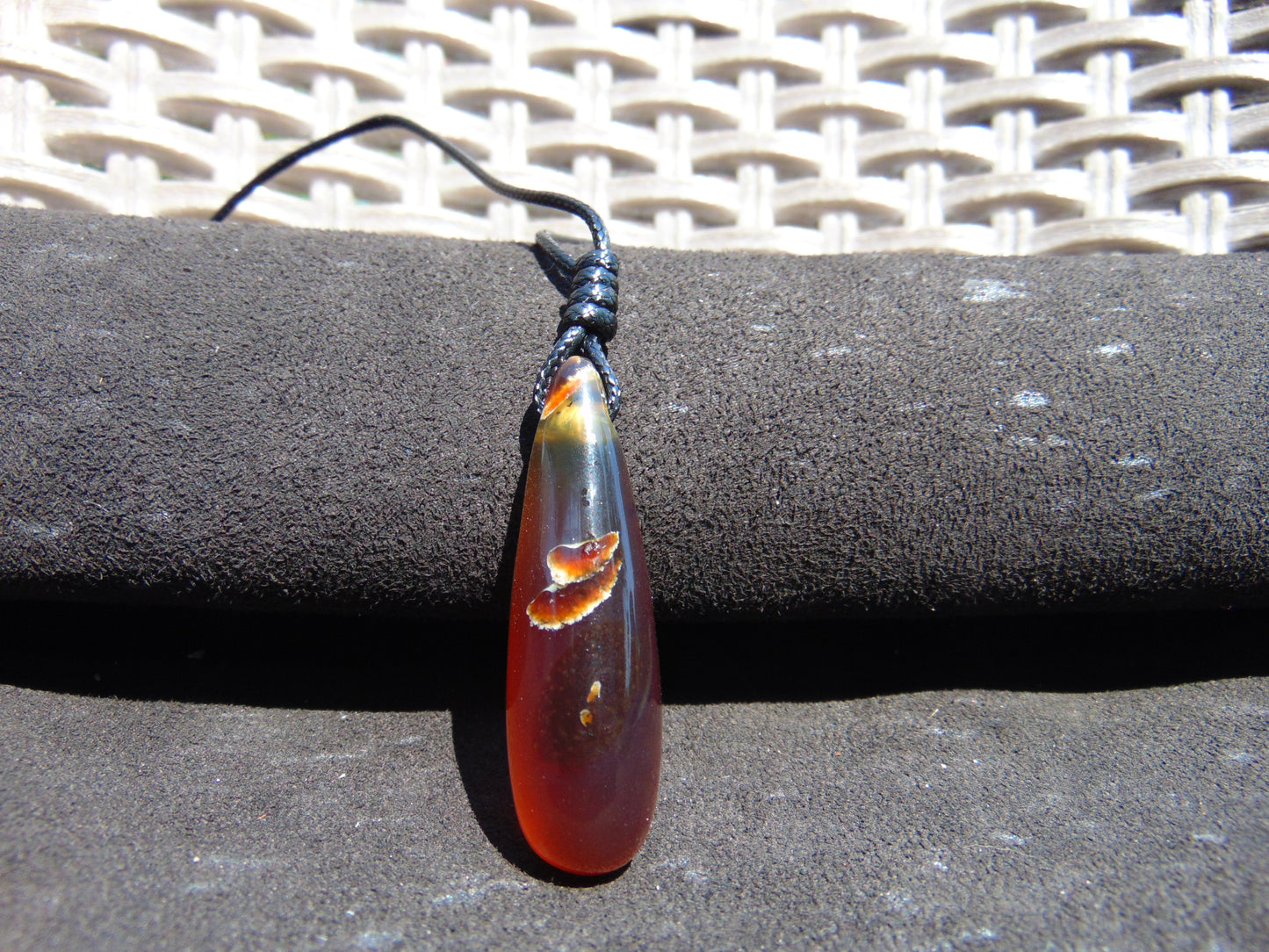 6 gr  Teardrop Pendant Indonesian Amber for Healing AL2