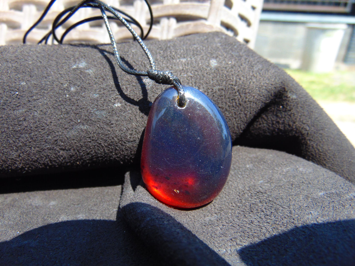 11 gr  Pendant Indonesian Blue Amber for Healing P271