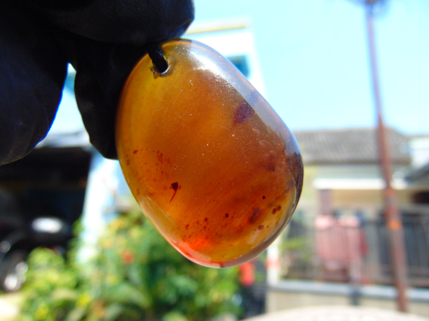 11 gr  Pendant Indonesian Blue Amber for Healing P271