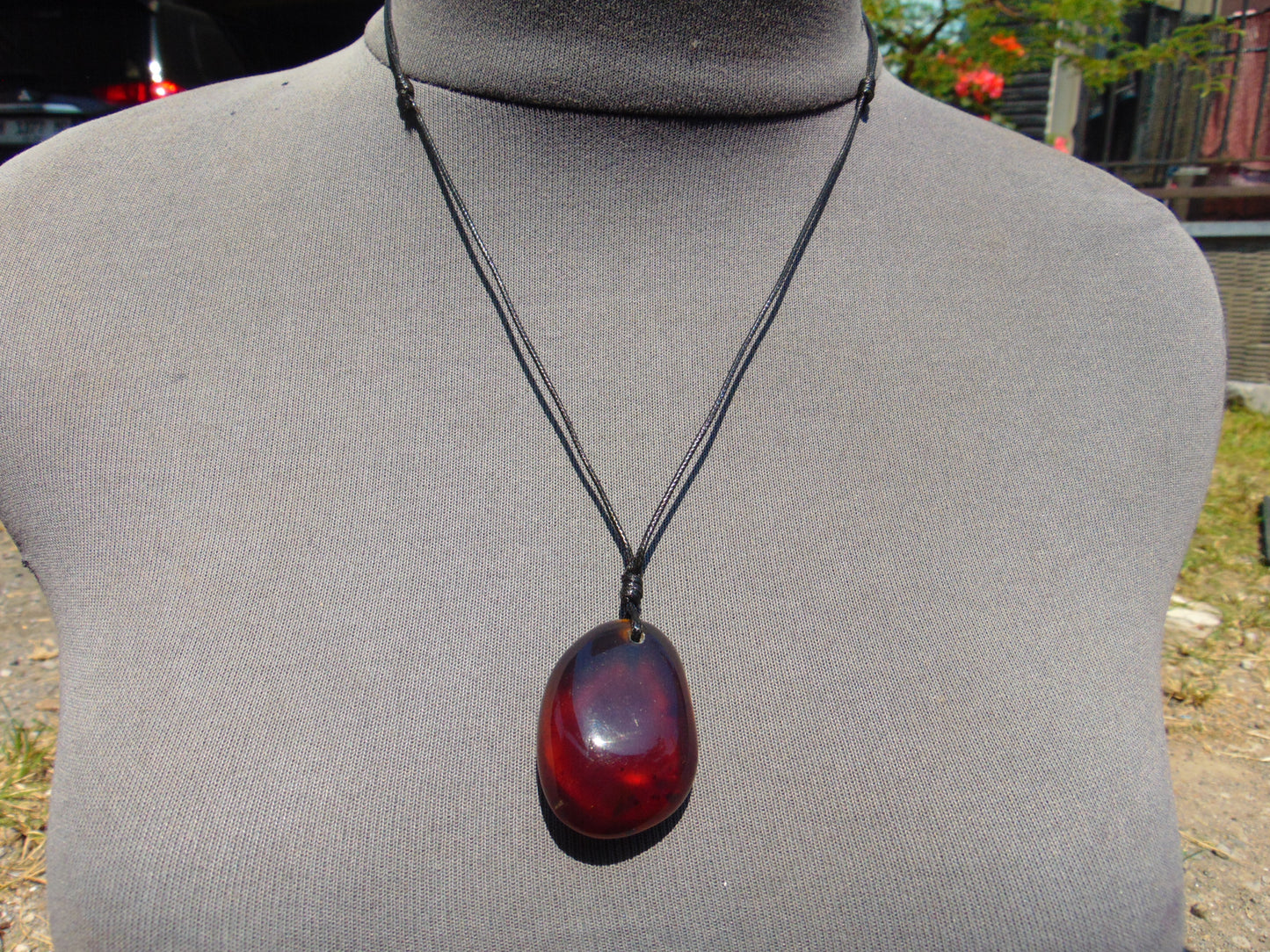 11 gr  Pendant Indonesian Blue Amber for Healing P271