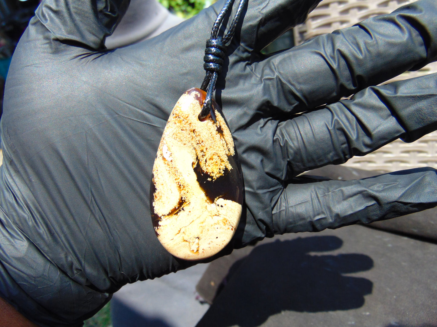 14 gr Pendant Indonesian white blue Amber for Healing Y2