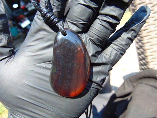 15 gr  Teardrop Pendant Indonesian Amber for Healing FRP1