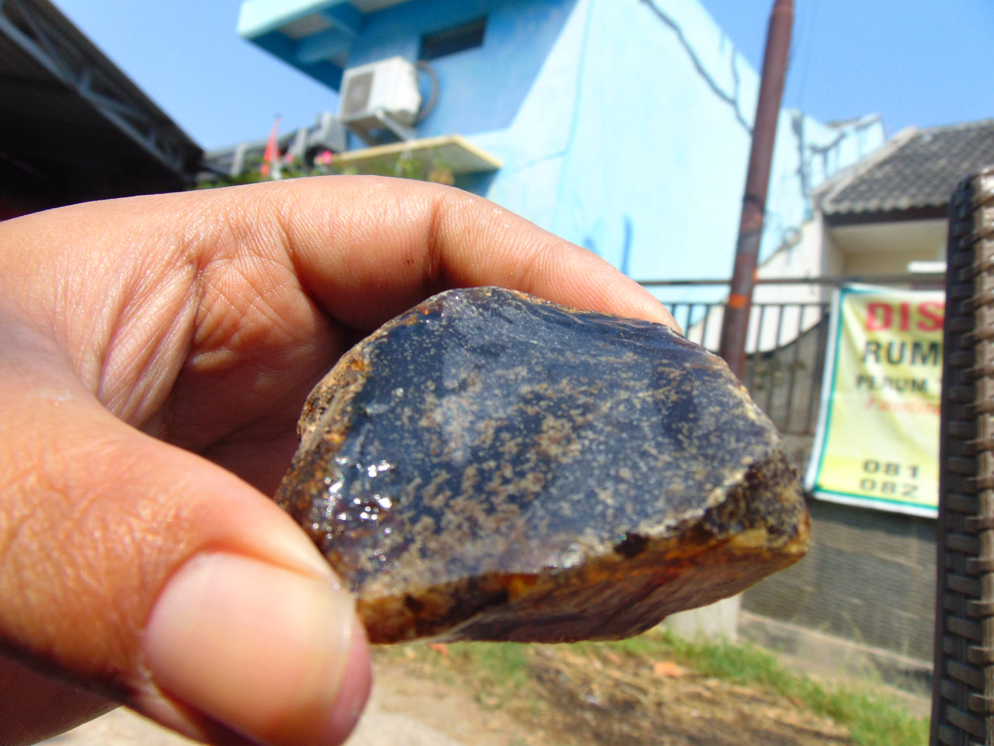 37 gram Rough Raw Indonesian Blue Amber for Healing 26MRB7
