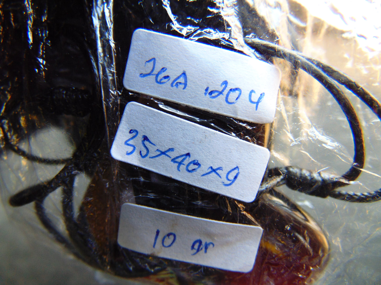 10  gr Heart Pendant Indonesian Amber for Healing )26A204
