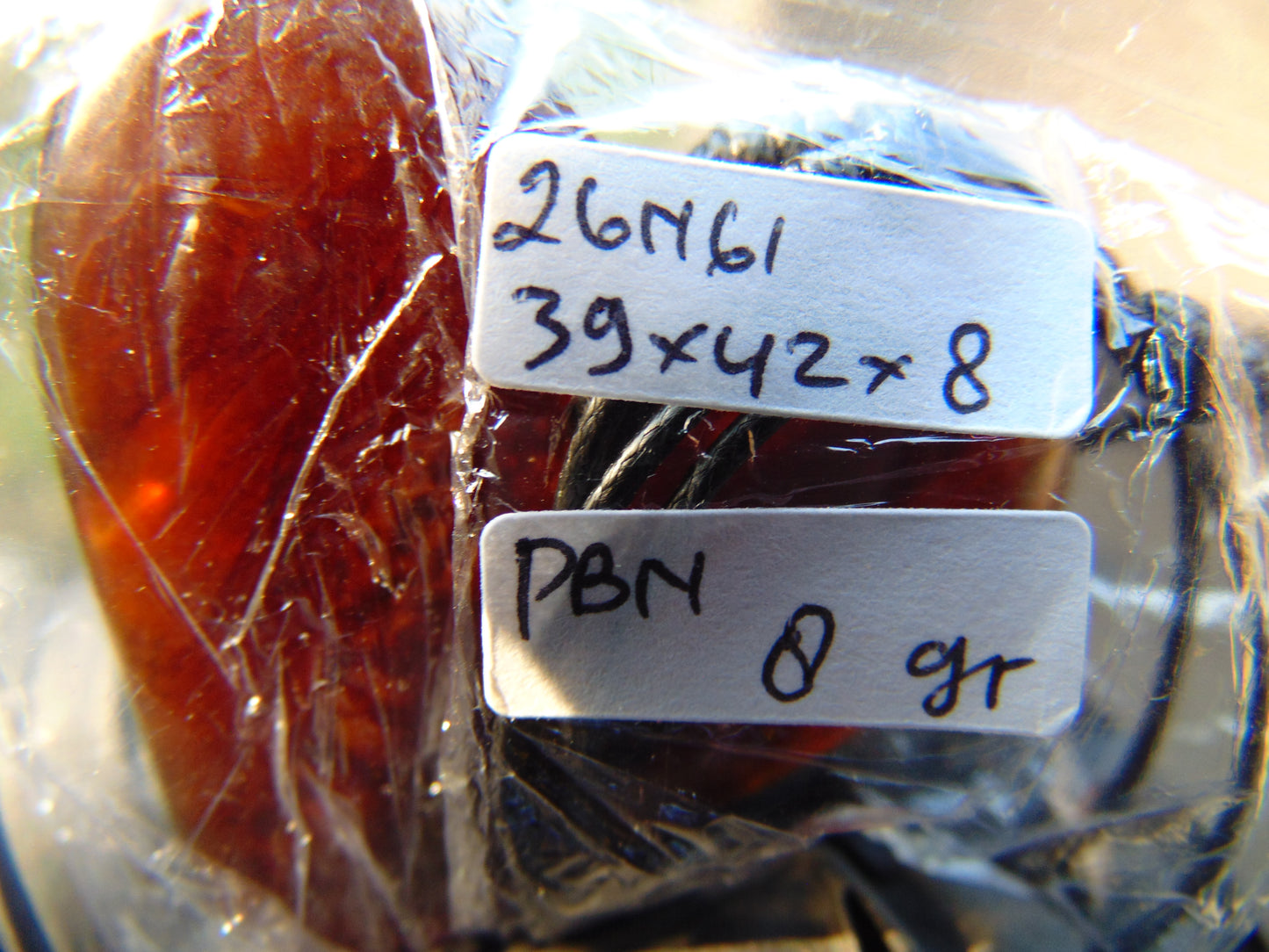 8 gr Heart Pendant Indonesian Amber for Healing 26N61