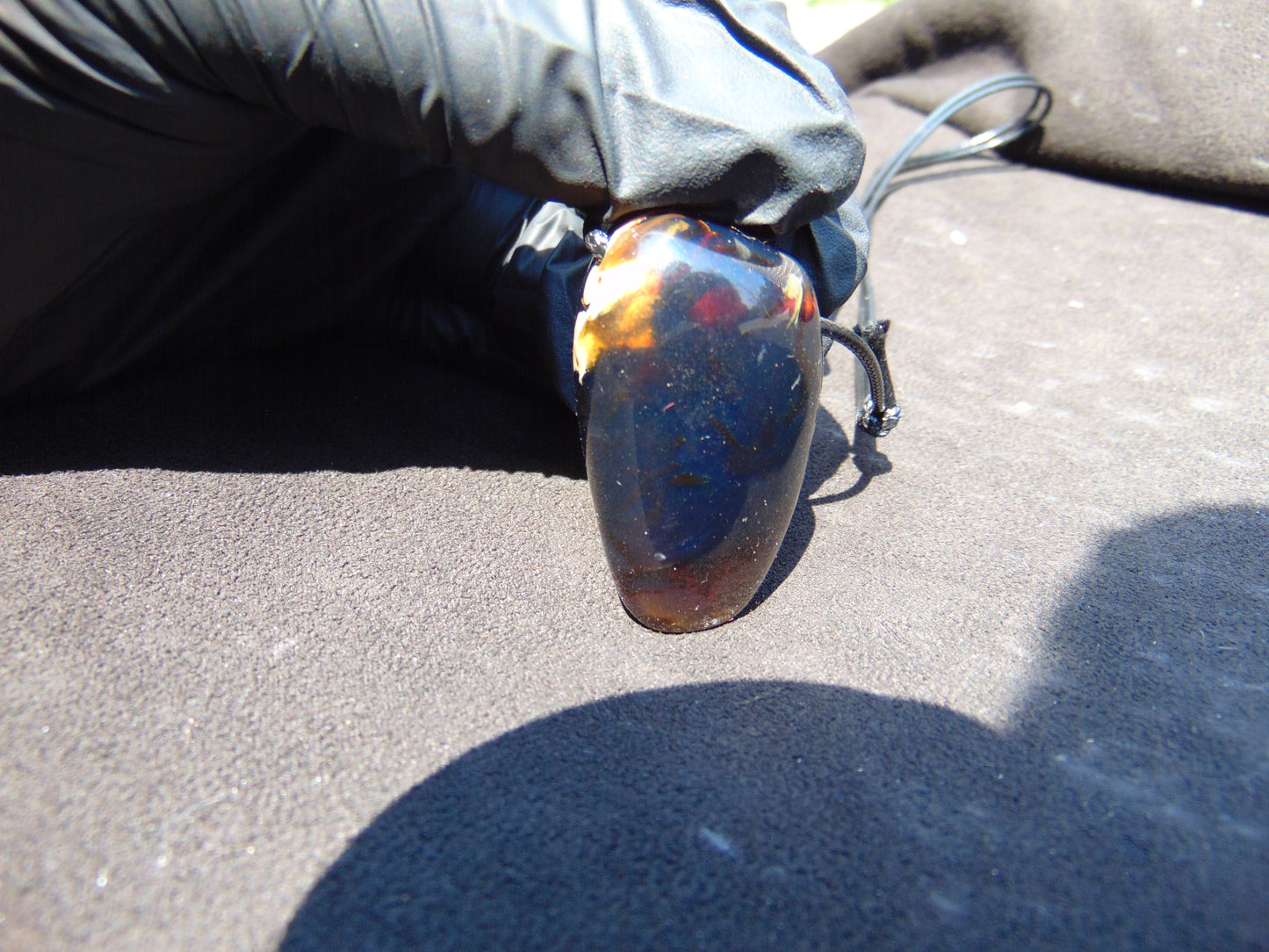 15 gr Pendant Indonesian blue Amber for Healing Y32