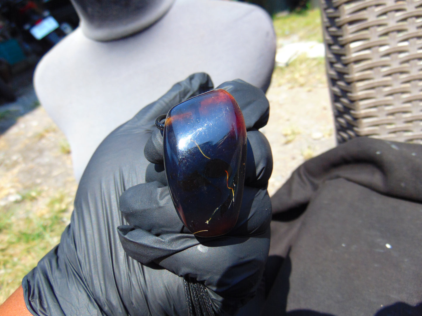 15 gr Pendant Indonesian blue Amber for Healing Y32