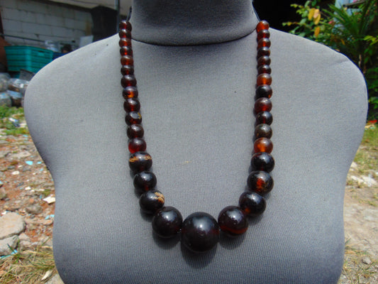 57 gram Small Necklace 33 Beads Indonesian Red Amber for Healing 26NE2