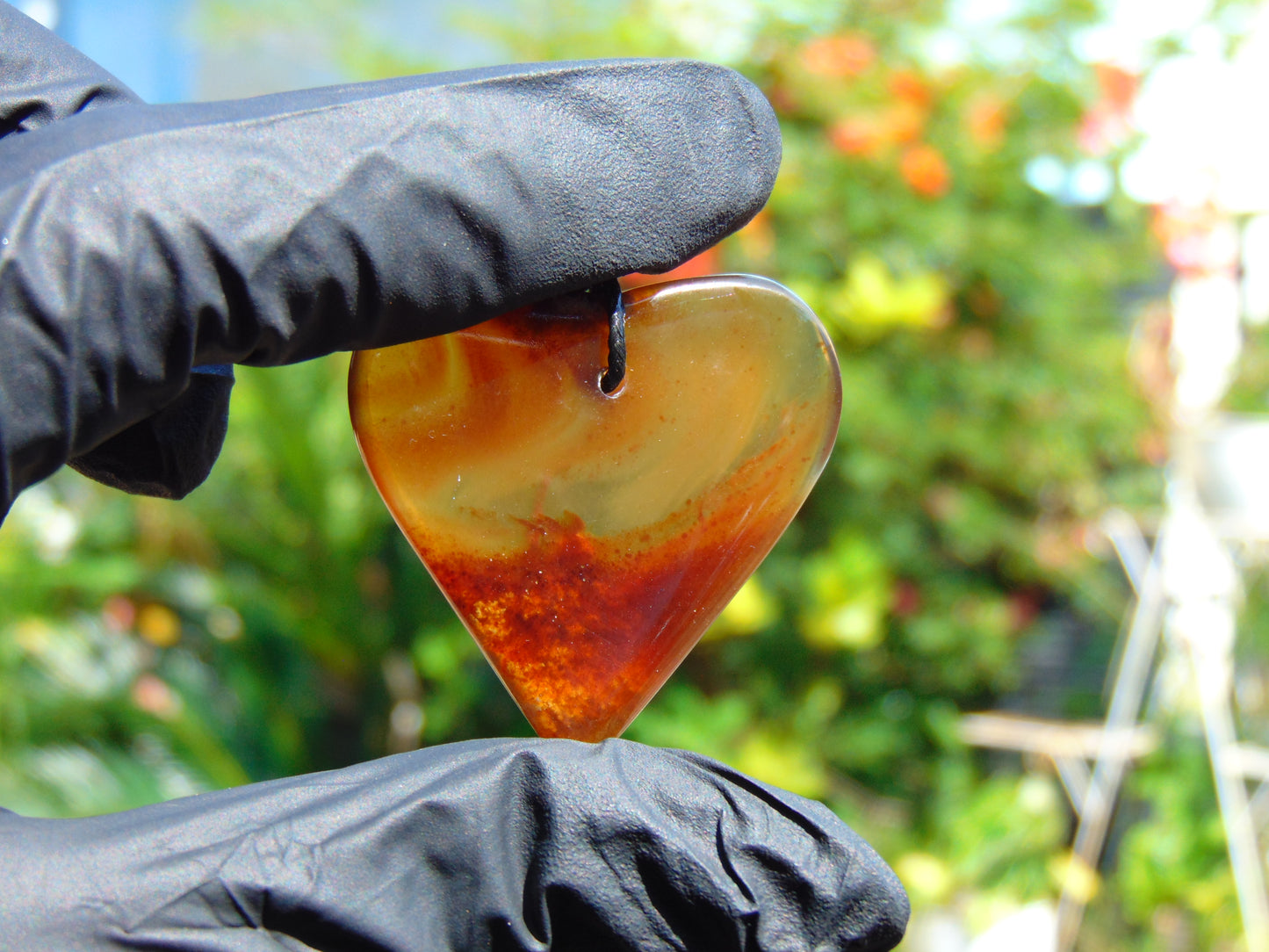 6 gr Heart Pendant Indonesian Amber for Healing 25Y224